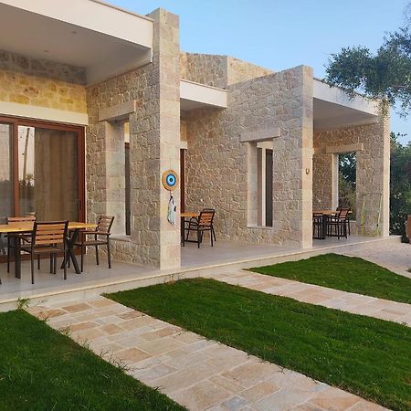 Zefiros Luxury Apartments Sívota Екстериор снимка