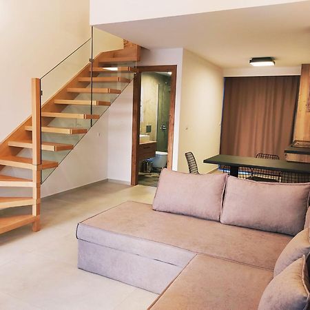 Zefiros Luxury Apartments Sívota Екстериор снимка