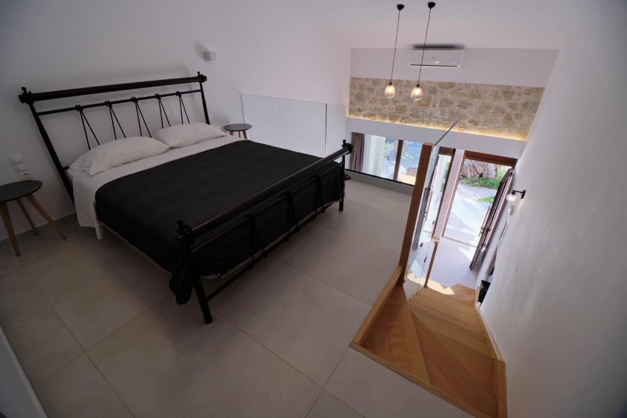 Zefiros Luxury Apartments Sívota Екстериор снимка