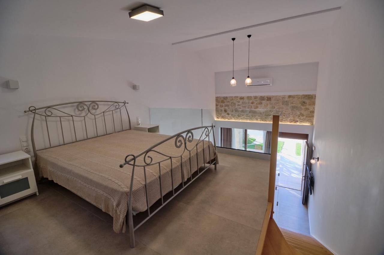 Zefiros Luxury Apartments Sívota Екстериор снимка