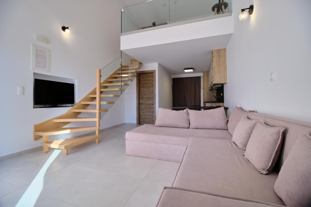 Zefiros Luxury Apartments Sívota Екстериор снимка