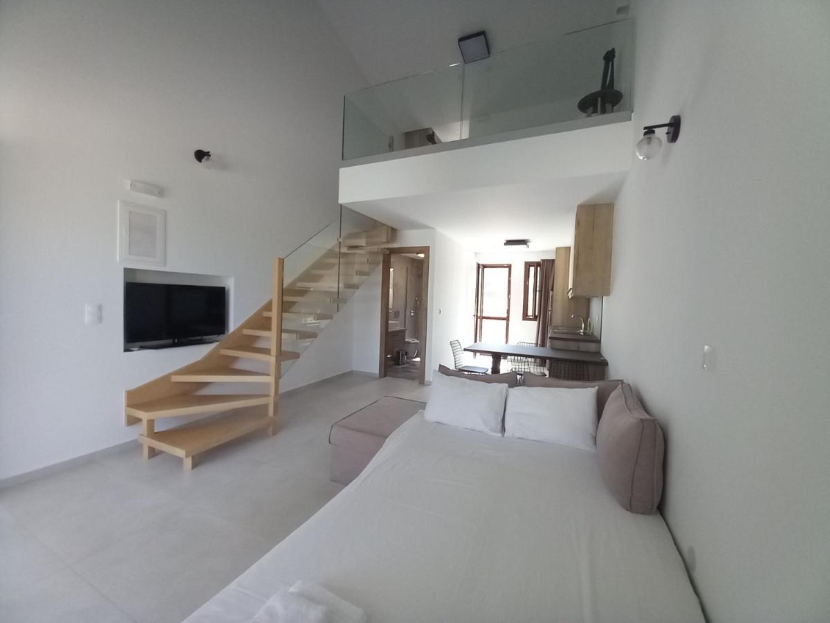 Zefiros Luxury Apartments Sívota Екстериор снимка